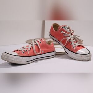 Converse Women's Pink Canvas Sneakers